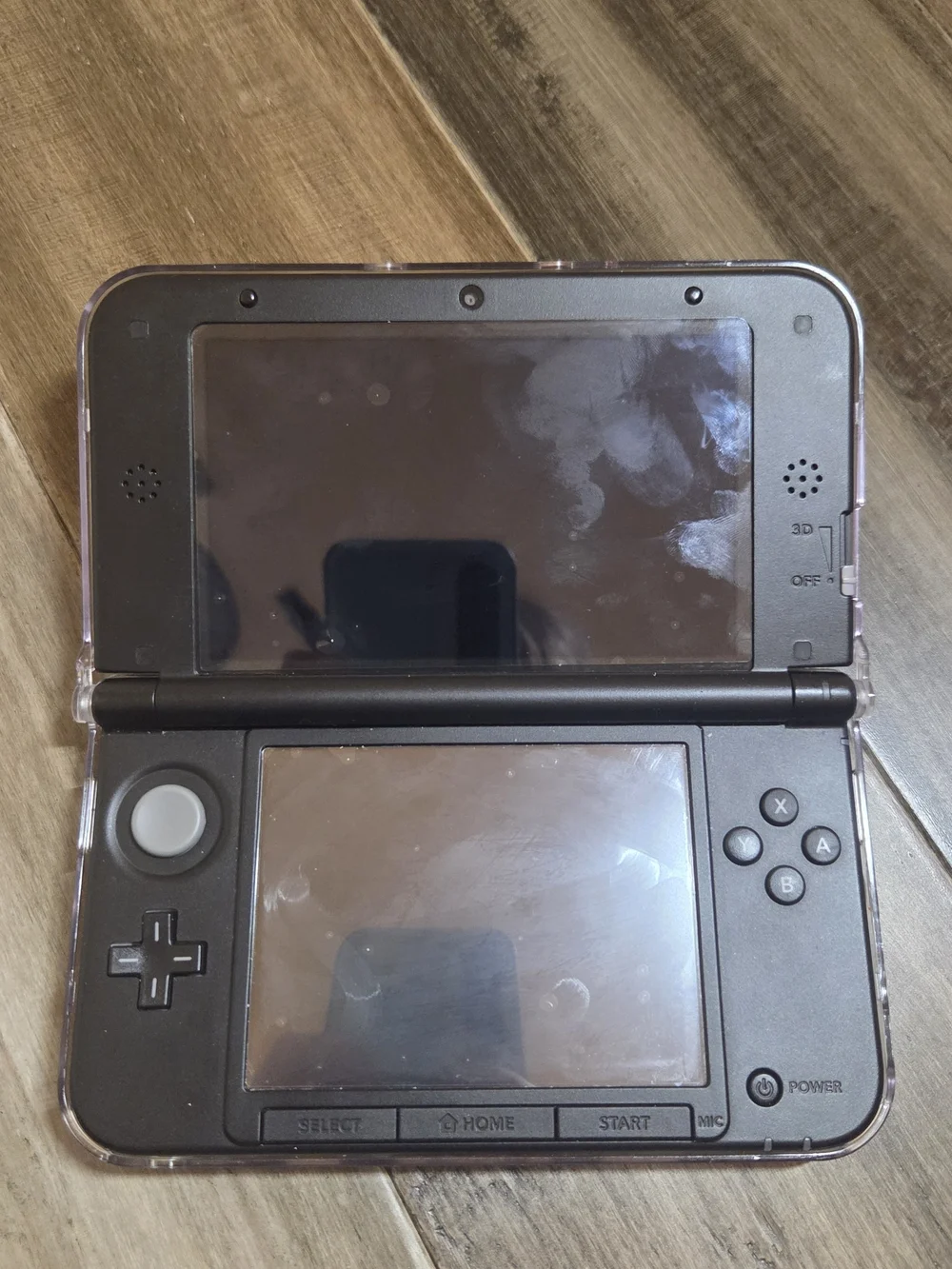 Nintendo 3DS XL Handheld Console w/ 32 GB SD card - Red